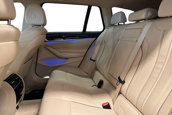 BMW 520d 11 of 18