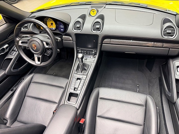 Porsche 718 Boxster 10 of 14