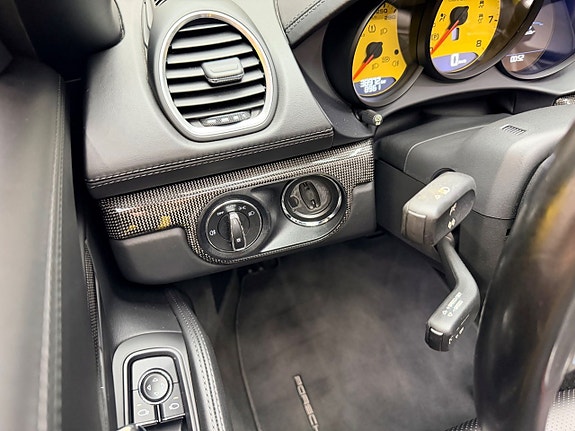 Porsche 718 Boxster 13 of 14