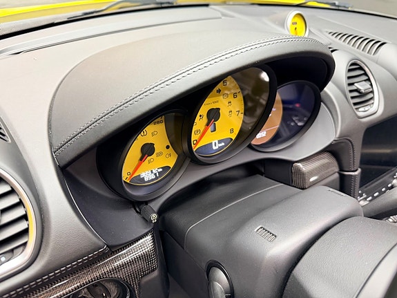 Porsche 718 Boxster 11 of 14
