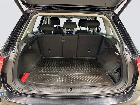 Volkswagen Tiguan 13 of 21