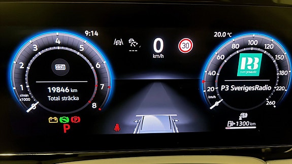 Volkswagen Passat 21 of 24