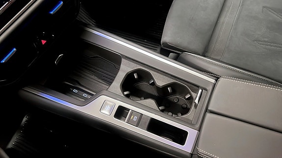 Volkswagen Passat 17 of 24