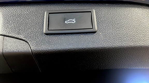 Volkswagen Passat 24 of 24