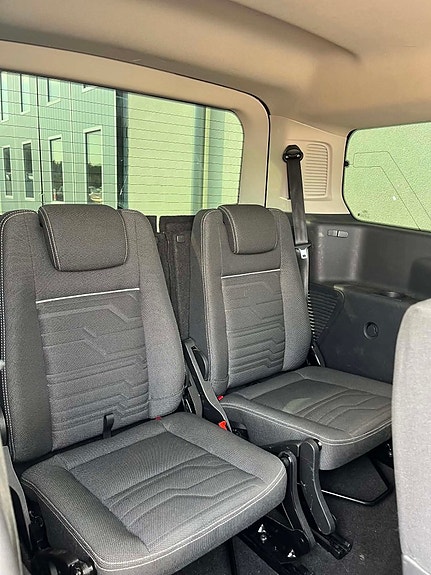 Ford Connect Tourneo 20 of 24