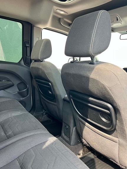 Ford Connect Tourneo 19 of 24