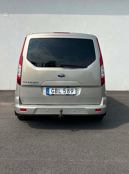 Ford Connect Tourneo 22 of 24