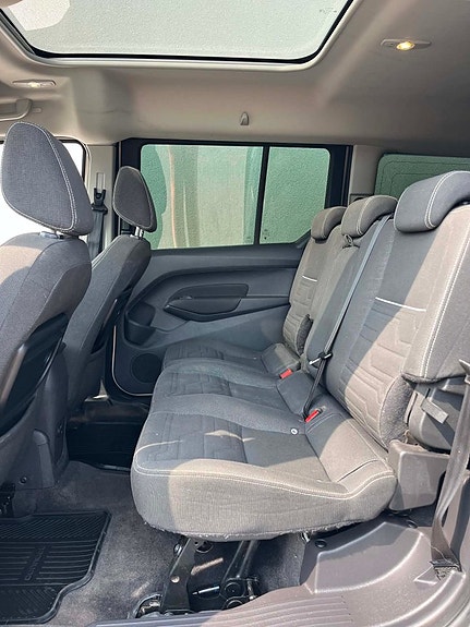 Ford Connect Tourneo 14 of 24