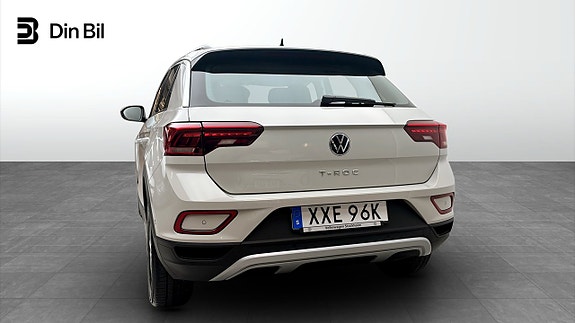 Volkswagen T-Roc 5 of 12