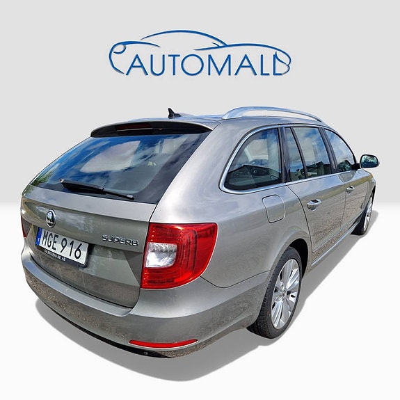 Skoda Superb 6 of 12