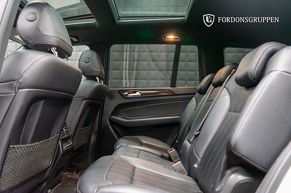 Mercedes-Benz GLS350 d 27 of 27