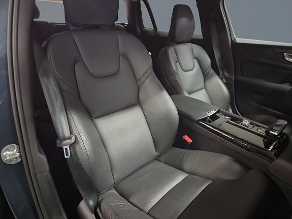 Volvo V60 8 of 12