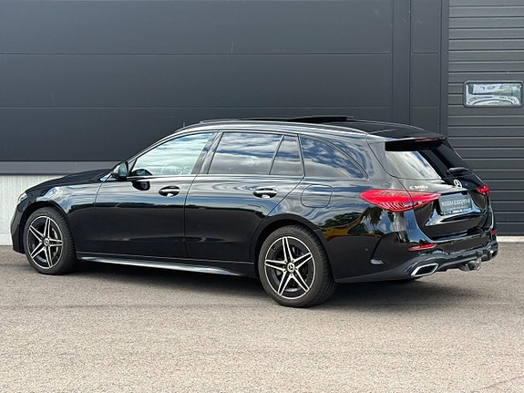 Mercedes-Benz C300 13 of 28