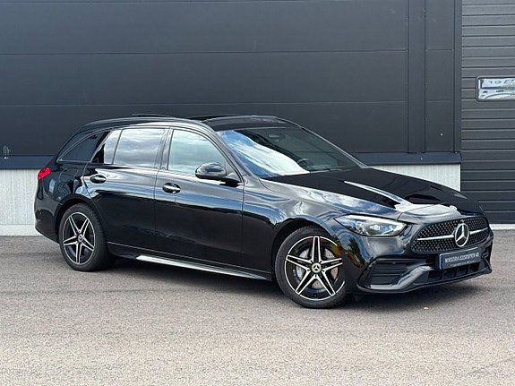 Mercedes-Benz C300 7 of 28