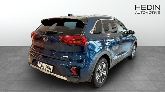 Kia Niro 2 of 12