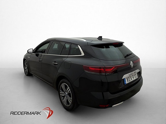 Renault Megane E-Tech 5 of 30