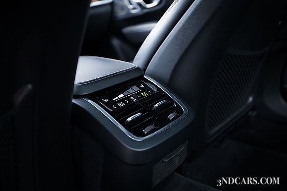 Volvo S90 12 of 19