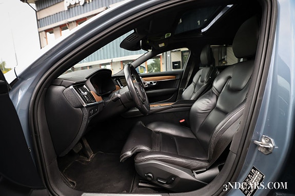 Volvo S90 8 of 19