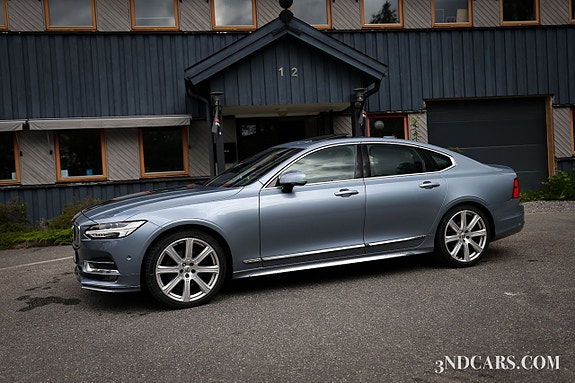 Volvo S90