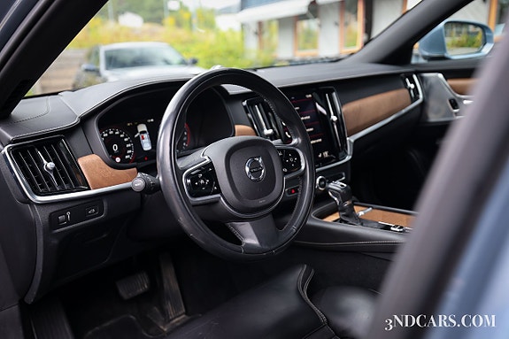 Volvo S90 9 of 19