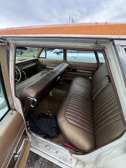 Chrysler New Yorker 6 of 6