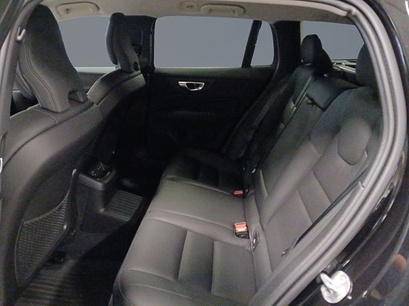 Volvo V60 7 of 14
