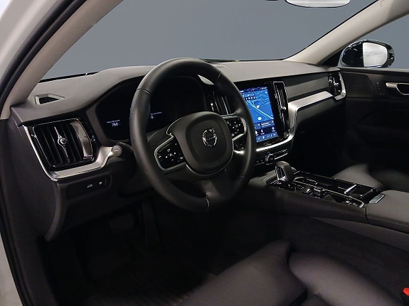Volvo V60 4 of 14