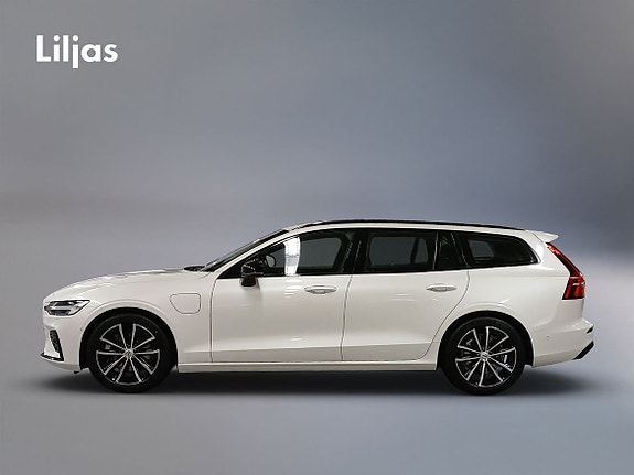 Volvo V60 2 of 14