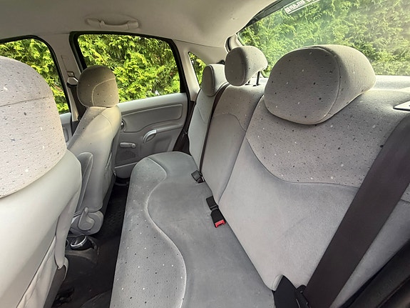 Citroen C3 11 of 13