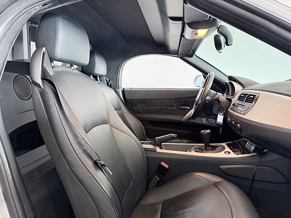 BMW Z4 7 of 9