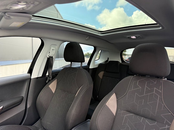 Peugeot 2008 12 of 21