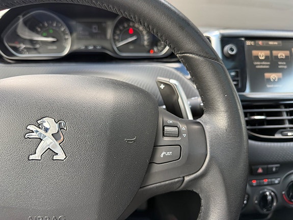 Peugeot 2008 21 of 21