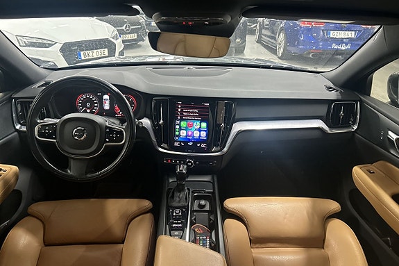 Volvo V60 20 of 28