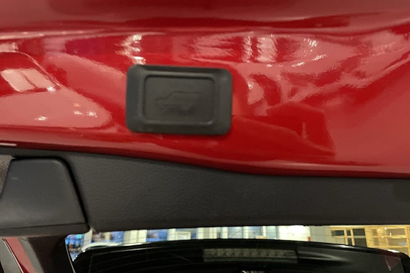 Toyota RAV4 14 of 18