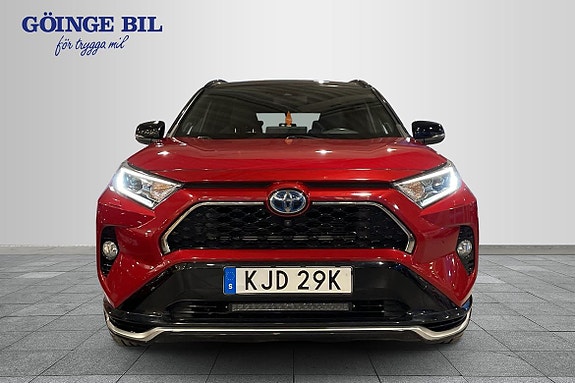 Toyota RAV4 3 of 18