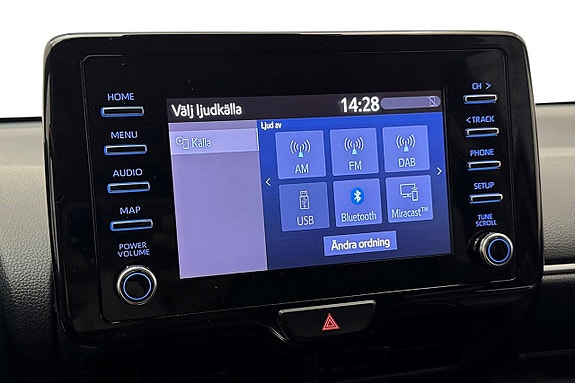 Toyota Yaris 20 of 28