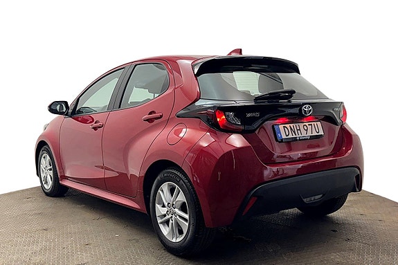 Toyota Yaris 9 of 28