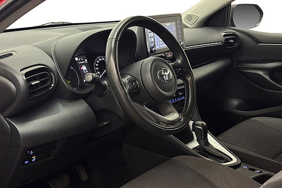 Toyota Yaris 12 of 28