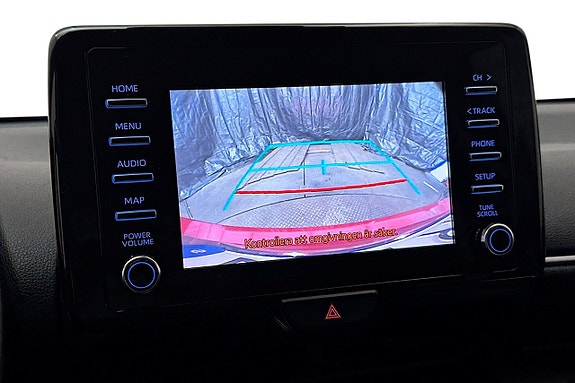 Toyota Yaris 19 of 28