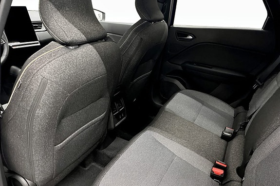 Renault Captur 8 of 9