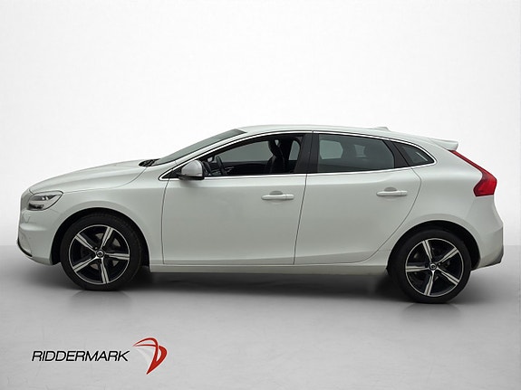 Volvo V40 4 of 29