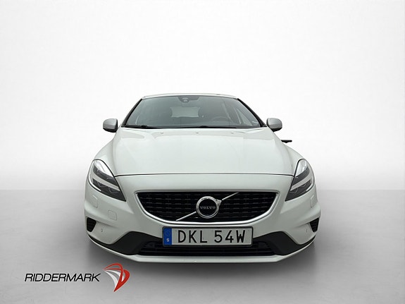 Volvo V40 2 of 29