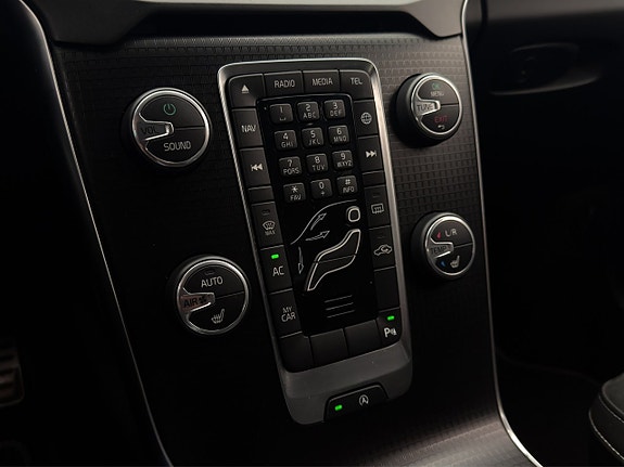 Volvo V40 21 of 29