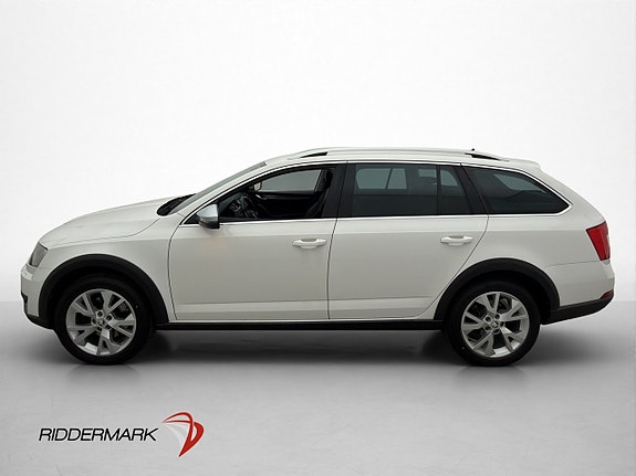 Skoda Octavia Scout 4 of 30
