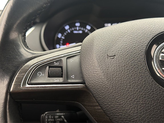 Skoda Octavia Scout 15 of 30