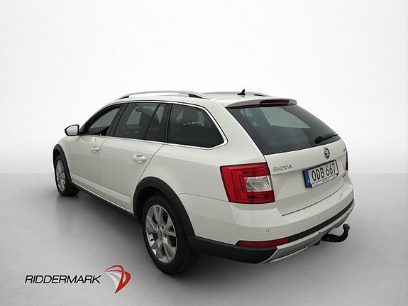 Skoda Octavia Scout 5 of 30