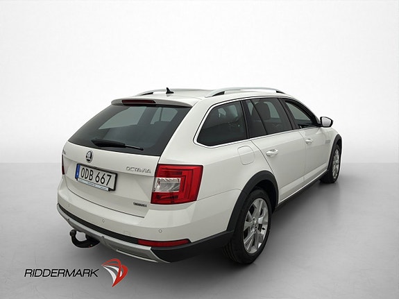 Skoda Octavia Scout 8 of 30