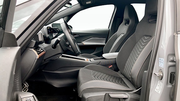 Cupra Born 8 of 12