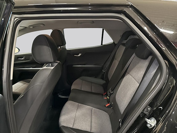 Kia Stonic 9 of 15