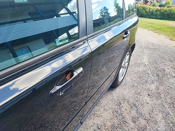 Volvo V50 2 of 15